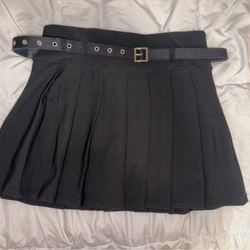 Black Pleated Skirt with Belt